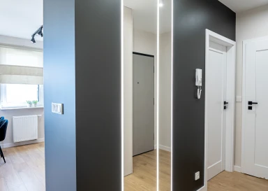 Narożne | 2 łazienki | 2 M. postojowe - Super cena