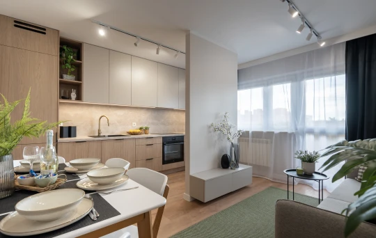 Dwustronne z Garderobą| 2 łazienki |Tramwaj | 8 piętro - Widok